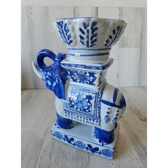 Canton collection twos company elephant vase bowl unique blue Delph statue figur - Picture 2 of 8